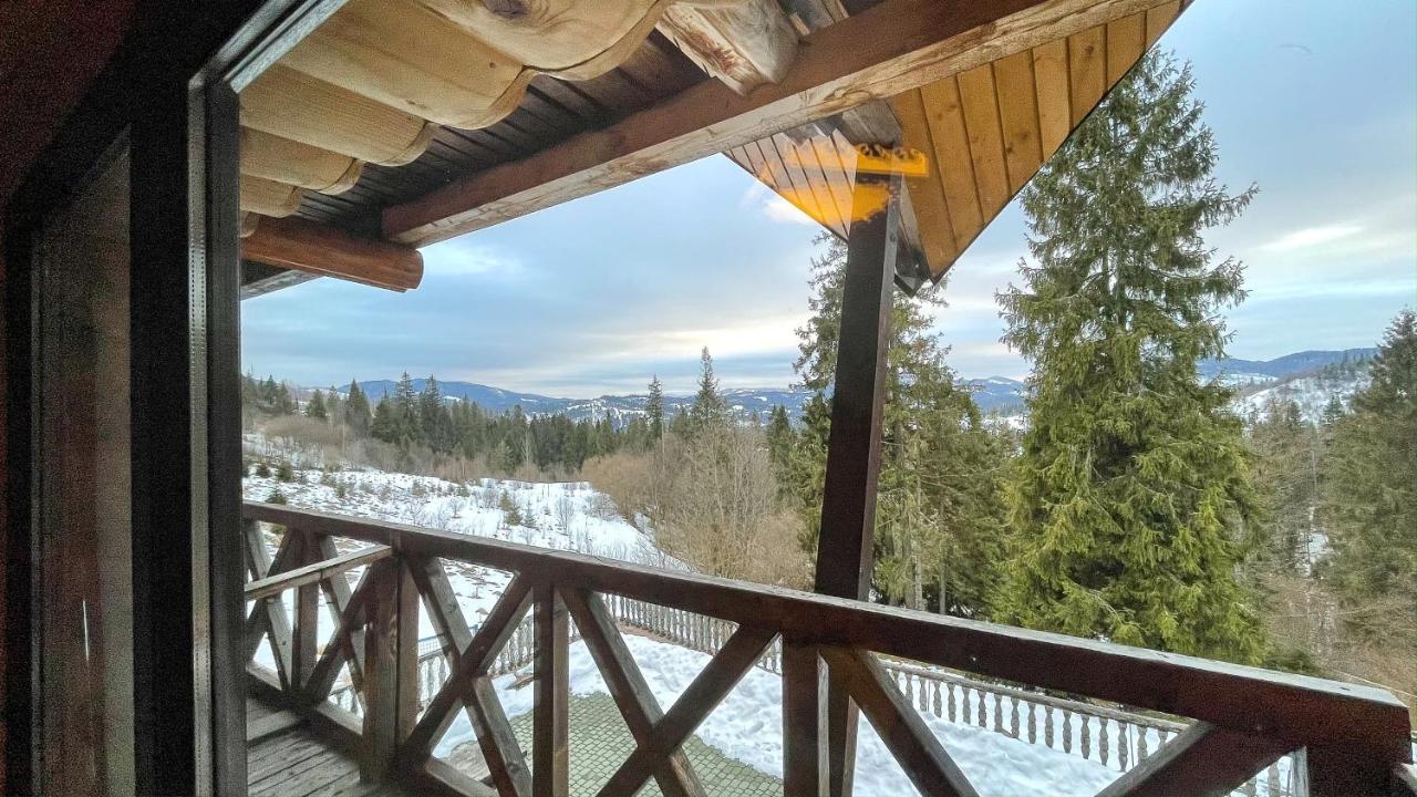Casa Del Pozitiff Otel Slavske Dış mekan fotoğraf