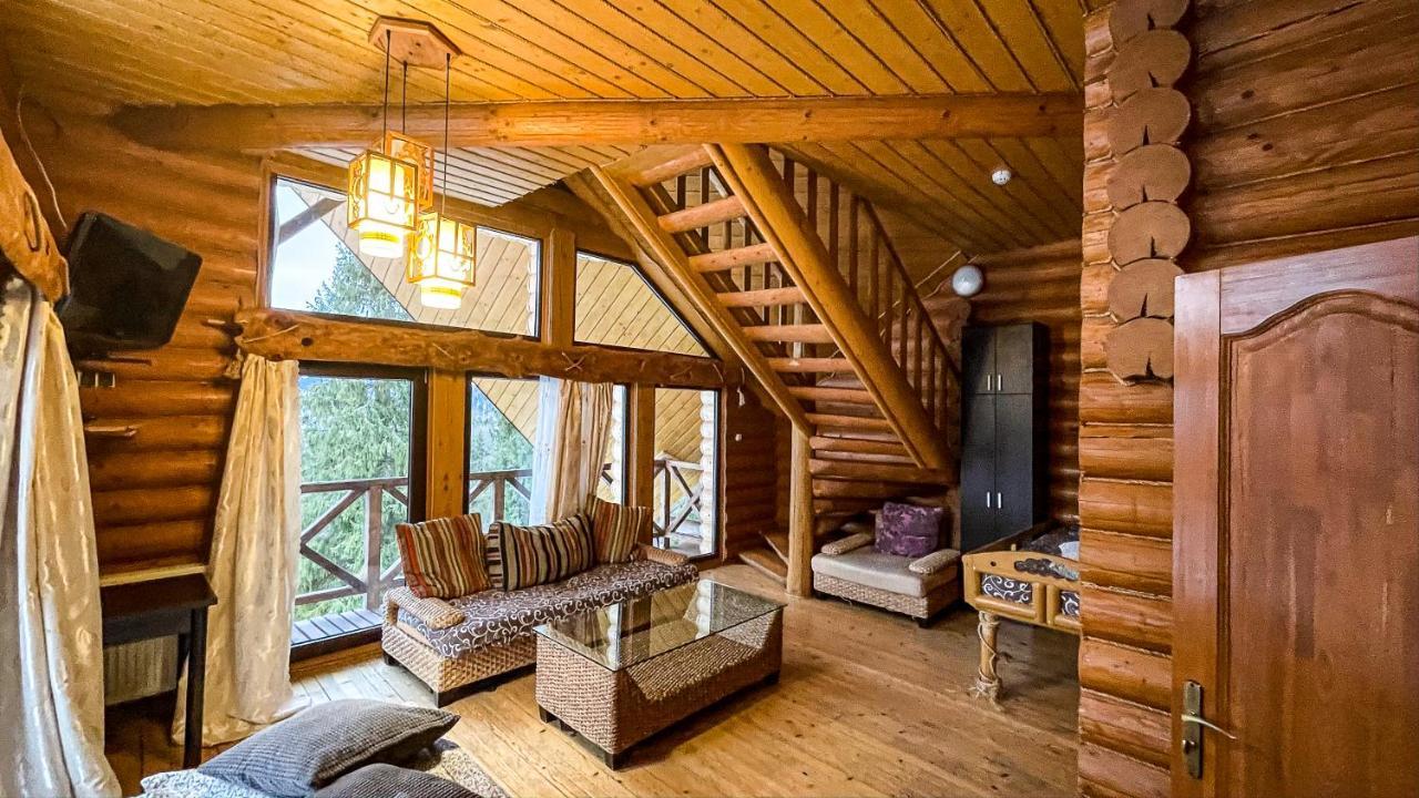Casa Del Pozitiff Otel Slavske Dış mekan fotoğraf