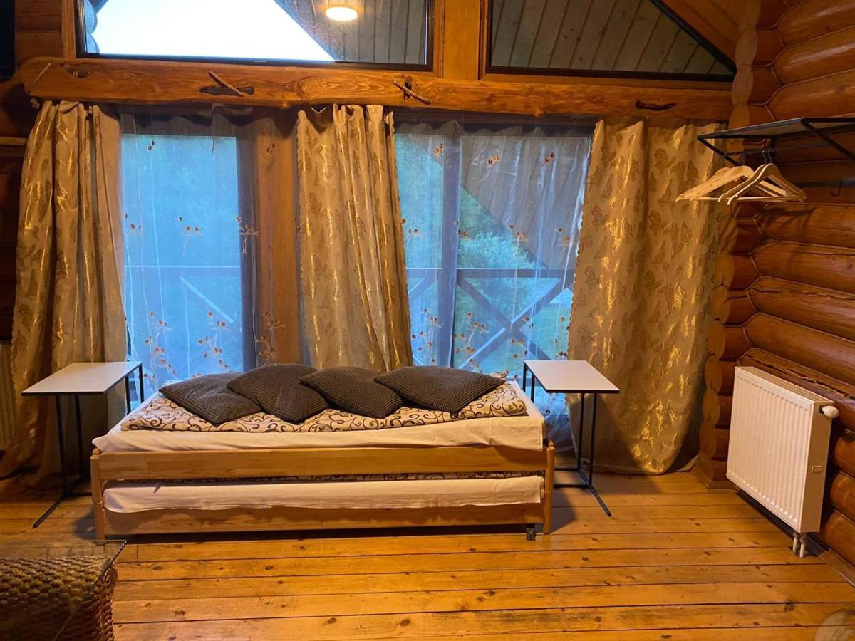 Casa Del Pozitiff Otel Slavske Dış mekan fotoğraf